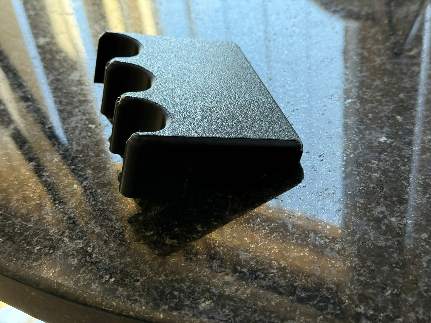 3 Spot Pool Cue Rest - Fits Round and Straight Edge Tables